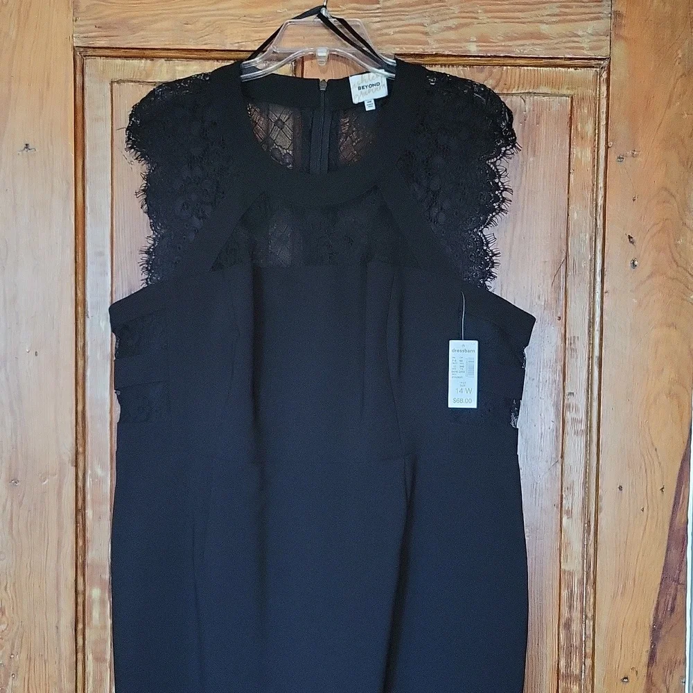 Women Dress - Picture 2 of 8